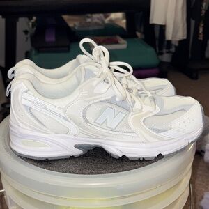 New Balance Women's White and Gray Sneakers